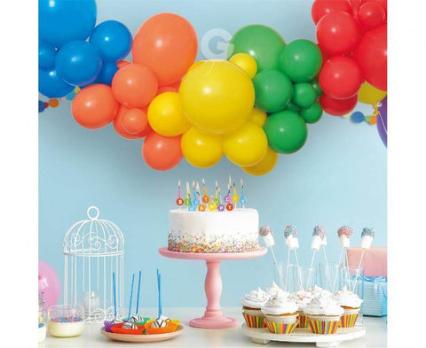 spalvota balionų girlianda vaivorykštė