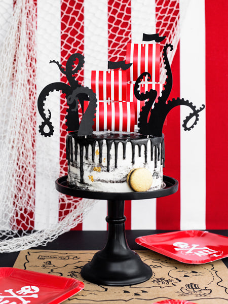 gimtadienio torto kekskukų papuošimai piratų tema