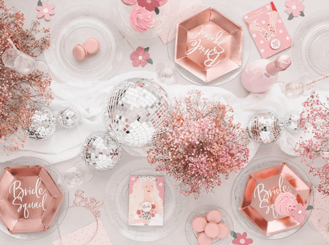 švenčių dekoracijos gėlės keksiukų puošimas dekoras šventinė atributika mažeikiuose