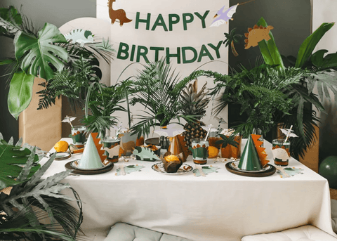 girlianda gimtadieniui dekoracija šventei su gimtadieniu dinozaurų tema dekoracijos mažeikiuose gimtadienis mažeikiai