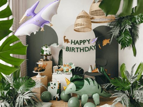 girlianda gimtadieniui dekoracija šventei su gimtadieniu dinozaurų tema dekoracijos mažeikiuose gimtadienis mažeikiai