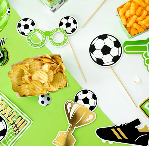 skanėstų dėžutės futbolo tema