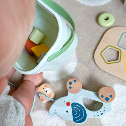 mediniai kokybiški įdomūs žaislai pigūs dovanos vaikams mažeikiuose