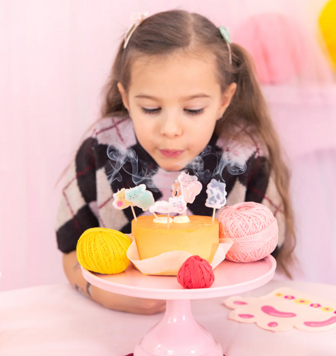 žvakutės torto gimtadienis kantiani kačiukai tema katinėlių švenčių atributika dekoracijos