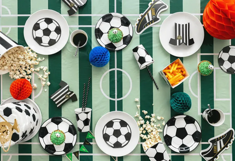 futbolo tema dekoracijos gimtadienis futbolas tema dekoras vienakartine staltiese zalia