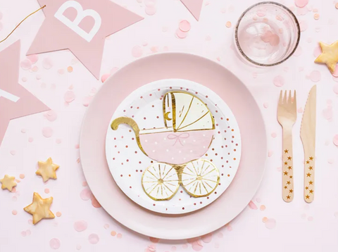 lekstes lekstutes gimtadieniams dekoracijos su taskeliais rožines baltos